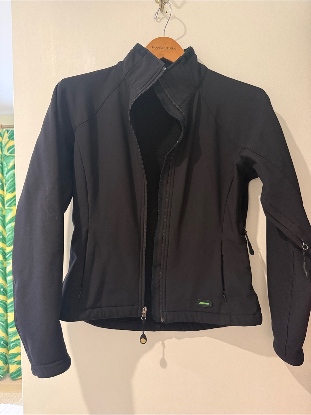 Eastern Mountain Sports Black Women's Utility Softshell Jacket